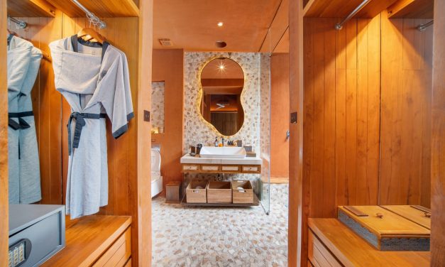 How To Haggle At Seminyak Local Markets?