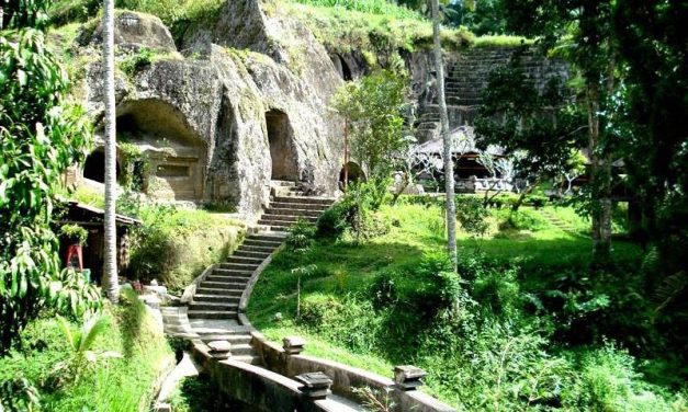 Where To Eat Around Tanah Lot Bali?