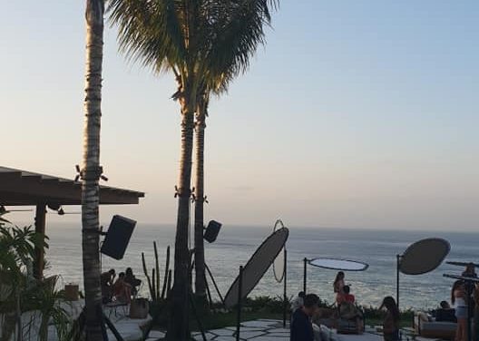 Seminyak Day Trips To Tanah Lot Temple