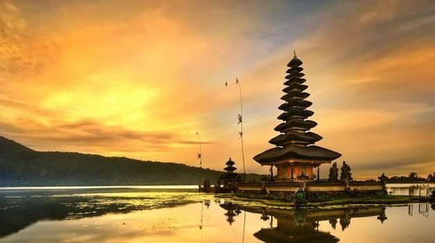 Unique Experiences In Tanah Lot