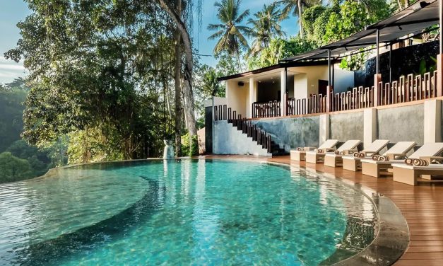 Kuta Beach Party Gear And Accessories Checklist