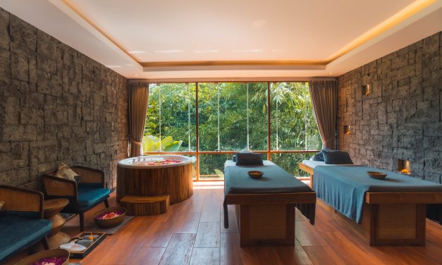 Family Bonding Activities At Tanah Lot