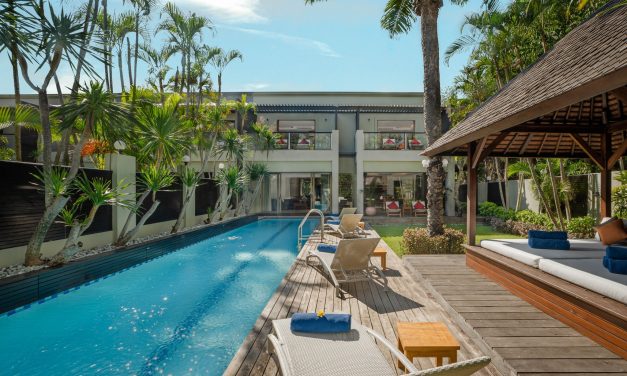 Family Friendly Shopping Options At Tanah Lot
