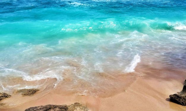 Nusa Penida’s Stunning Beaches: Perfect for Sunbathing, But Beware of Swimming