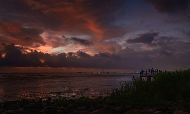 Discover the Vibrant Beach Culture of Seminyak Bali