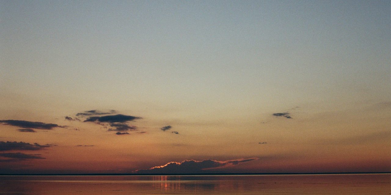 Seminyak Cafes: Coffee, Brunch, and Healthy Dining in Bali
    <div class="agoda-widget-container" style="margin: 30px auto; text-align: center; clear: both;">
        <div id="adgshp-1057899162-top"></div>
        <script type="text/javascript">
        (function() {
            var stg = new Object(); 
            stg.crt="4400207782257";
            stg.version="1.05"; 
            stg.id=stg.name="adgshp-1057899162-top"; 
            stg.Width="728px"; 
            stg.Height="90px";
            stg.RefKey="n+6Yd+4G56NUyOfdQAQQ/Q==";
            stg.AutoScrollSpeed=3000;
            stg.AutoScrollToggle=true;
            stg.SearchboxShow=false;
            stg.DiscountedOnly=true;
            stg.Layout="widedynamic"; 
            stg.Language="en-us";
            stg.ApiKey="32d3ebbc-e5d5-4a35-824a-e9d09ddd8ca8";
            stg.Cid="1954549";  
            stg.Area="27988"; 
            stg.City="17193";
            stg.Currency="USD";
            stg.OverideConf=false; 
            new AgdDynamic("adgshp-1057899162-top").initialize(stg);
        })();
        </script>
    </div>